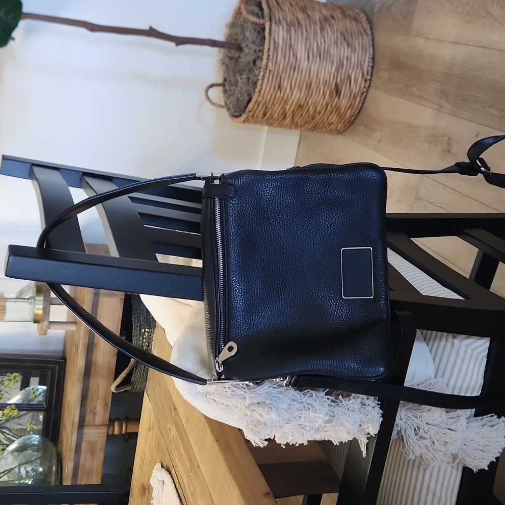 Crossbody purse